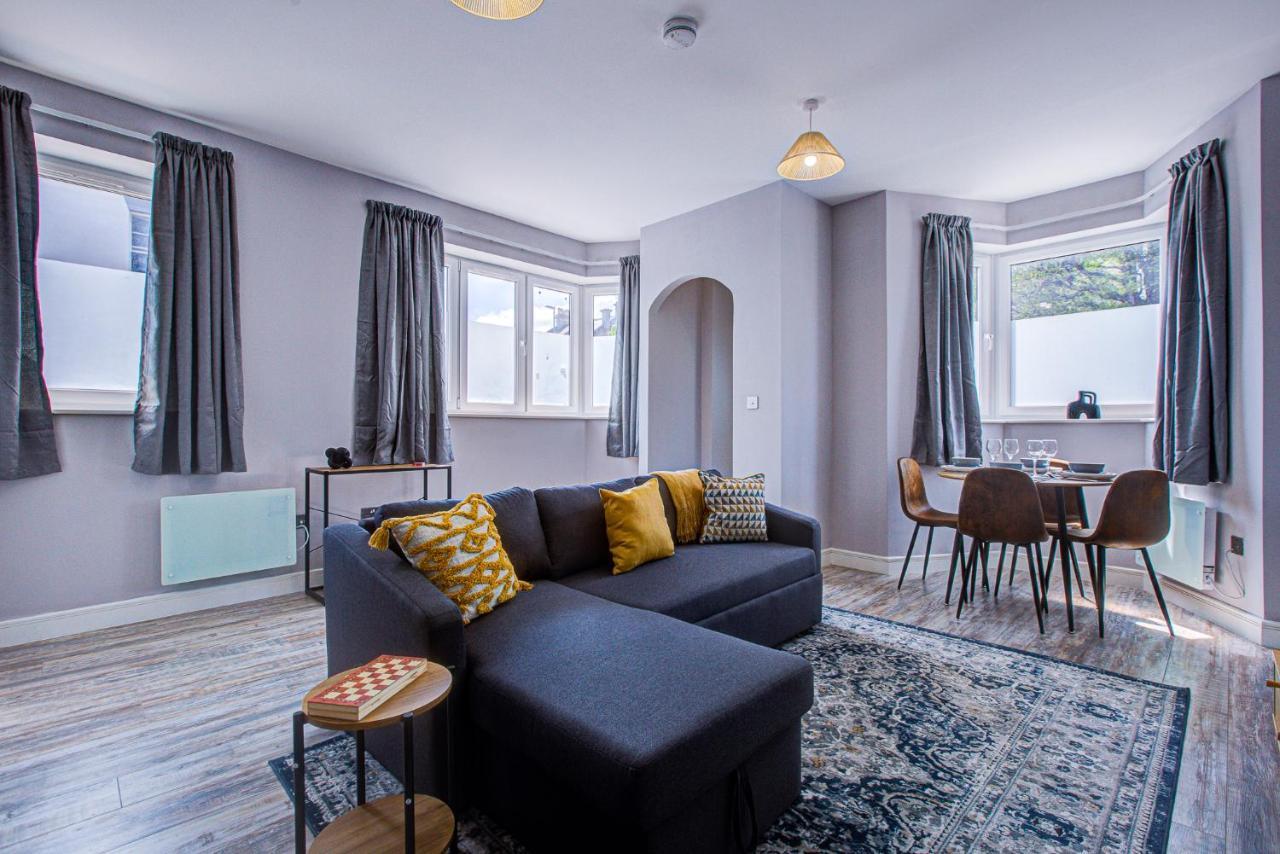 Spacious And Modern 1 Bed 1 Bath Apartment In The Heart Of 이스트본 외부 사진