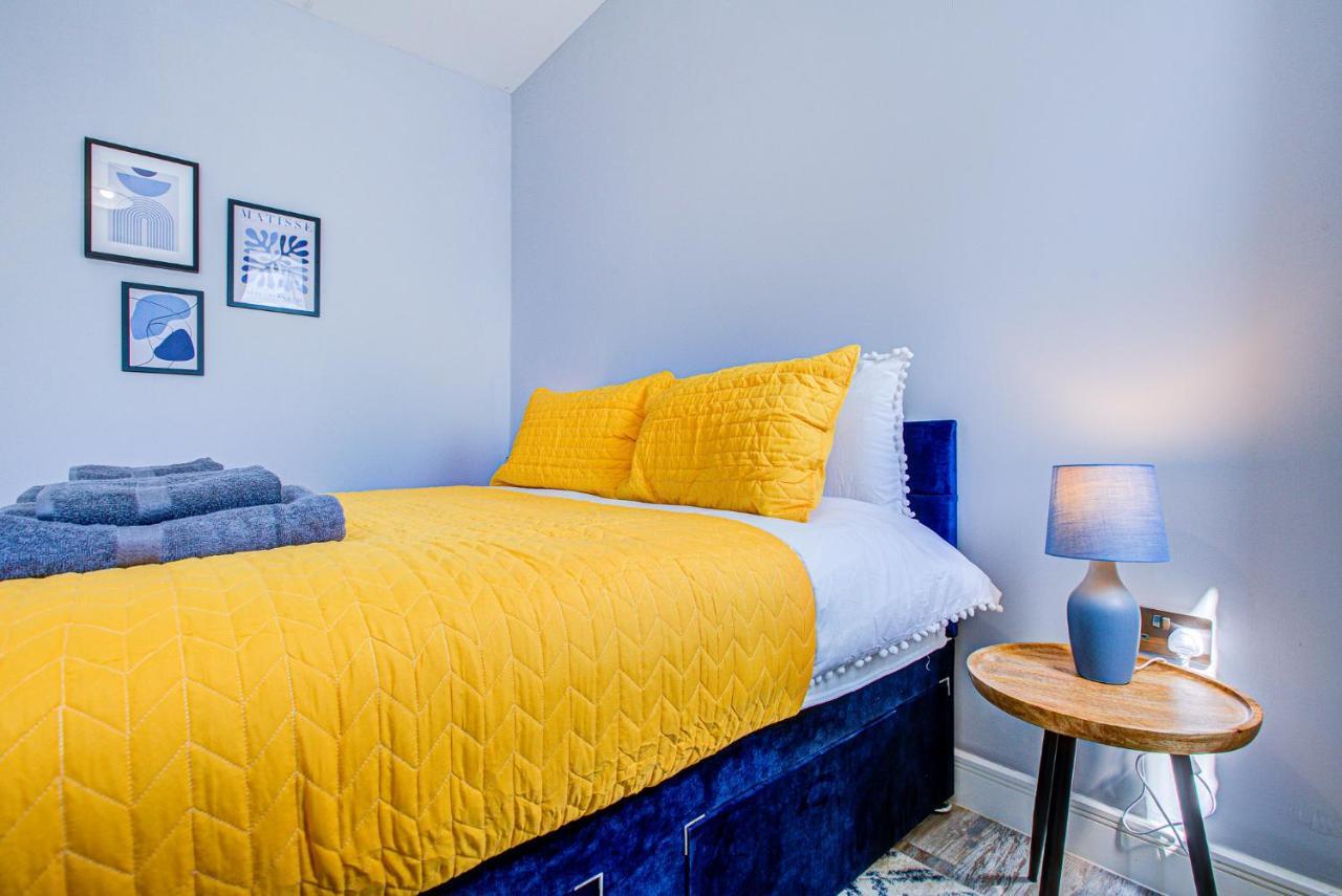 Spacious And Modern 1 Bed 1 Bath Apartment In The Heart Of 이스트본 외부 사진